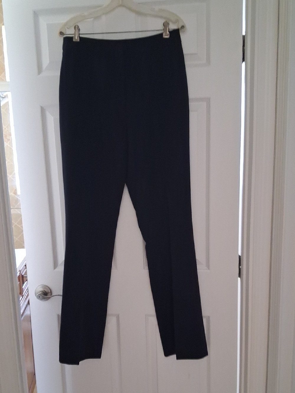 Ladies East 5th Black Trousers.  Size 8 Tall.